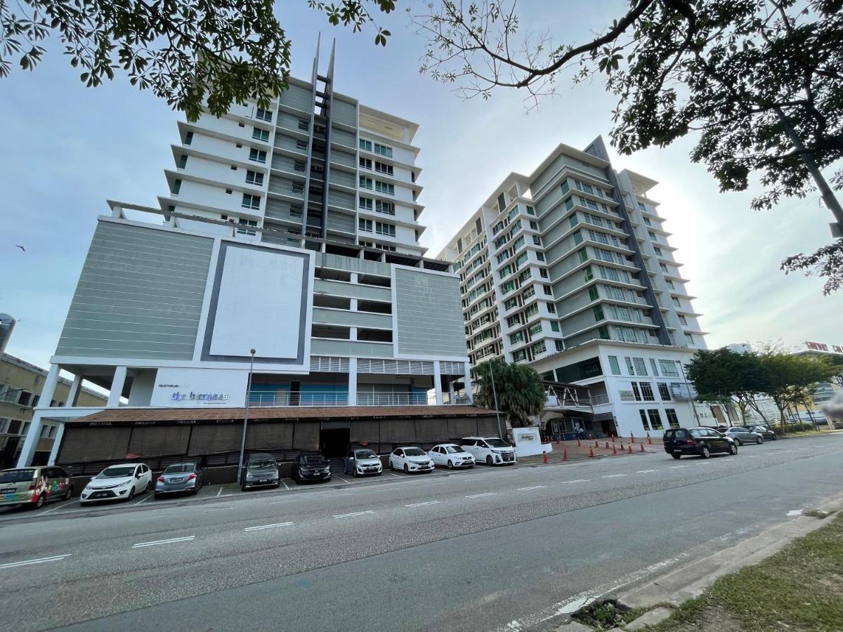 Akademik Suite Mount Austin Johor Bahru Buitenkant foto